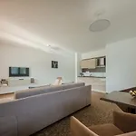 Village Hanuliak Apart-hotel 3*