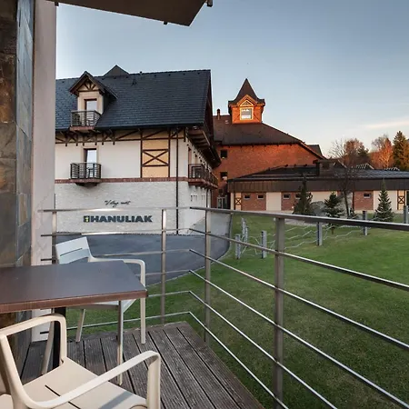 Hotel apartamentowy Village Hanuliak