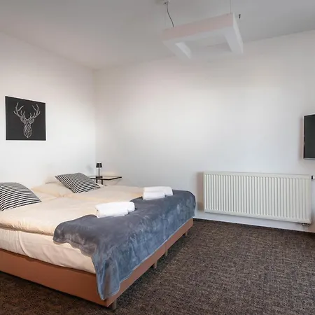 Aparthotel Village Hanuliak 3*